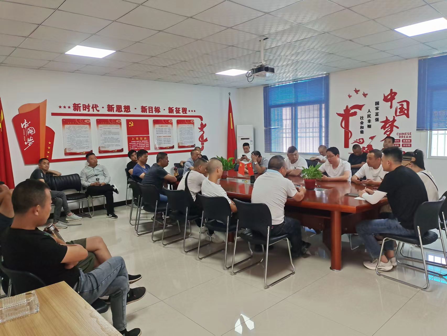 76897c97ea6d4be93ce05d41eb843be.jpg 76897c97ea6d4be93ce05d41eb843be.jpg